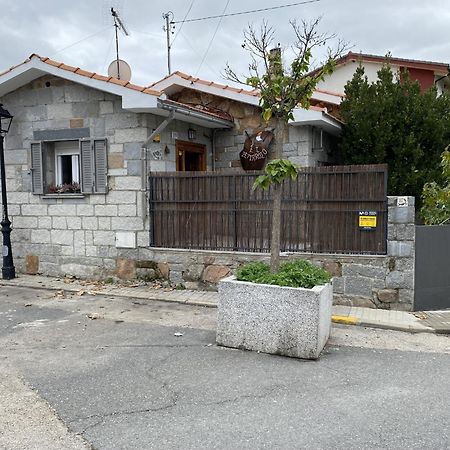 Alojamiento Rural El Petirrojo Cerceda  Esterno foto